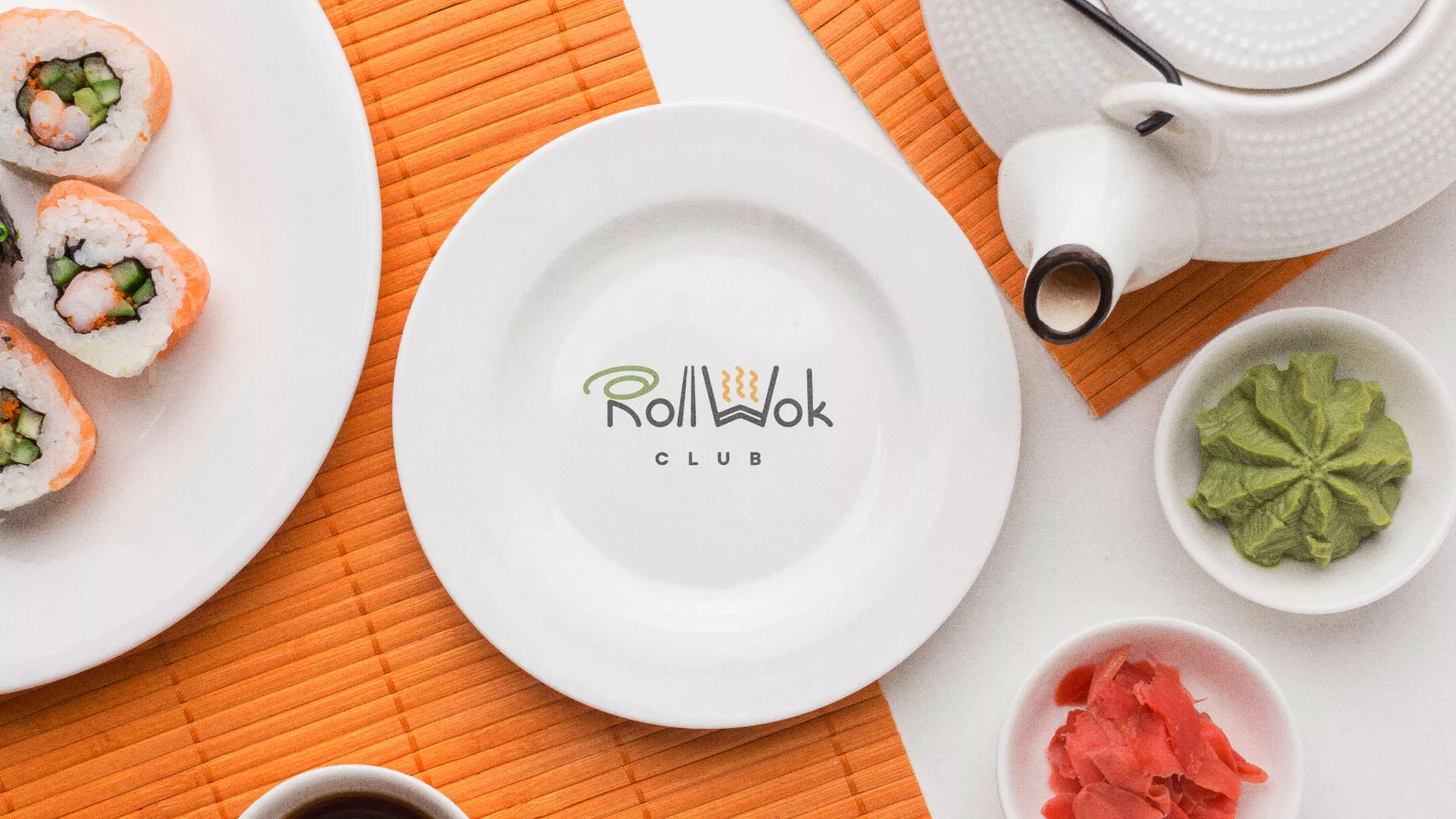 Разработка логотипа и фирменного стиля в Невинномысске для суши-бара «Roll Wok Club»